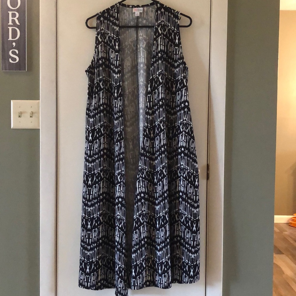 Lularoe vest